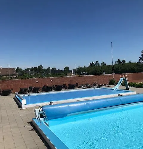 אתר קמפינג Bredebro Camping Bredebro